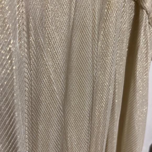 Diane von Furstenberg gold short sleeve draped tunic - Picture 6 of 6